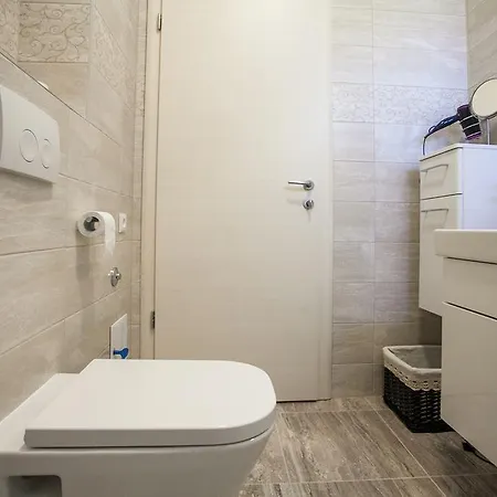 Apartments Sand Beach アパート