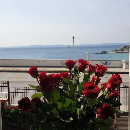 Apartments Sand Beach * ספליט