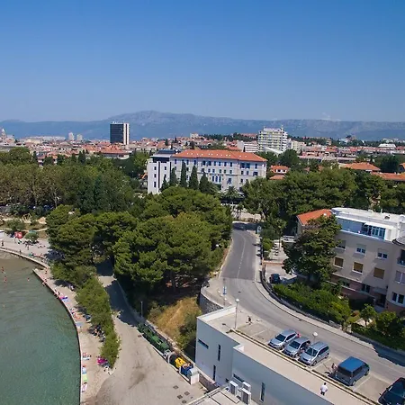 Apartments Sand Beach * ספליט