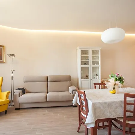 Apartments Sand Beach Apartment Split