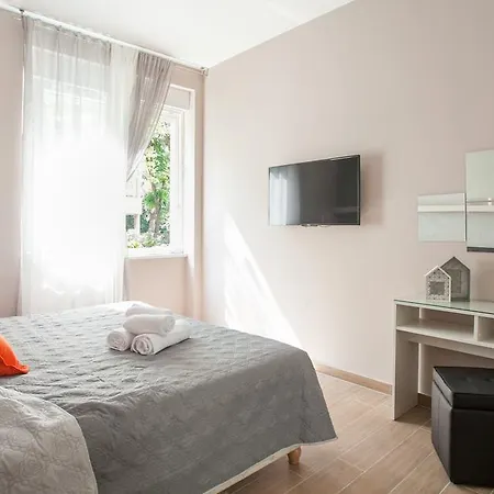 Apartments Sand Beach Apartment *