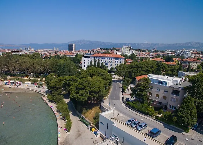 Apartments Sand Beach * ספליט