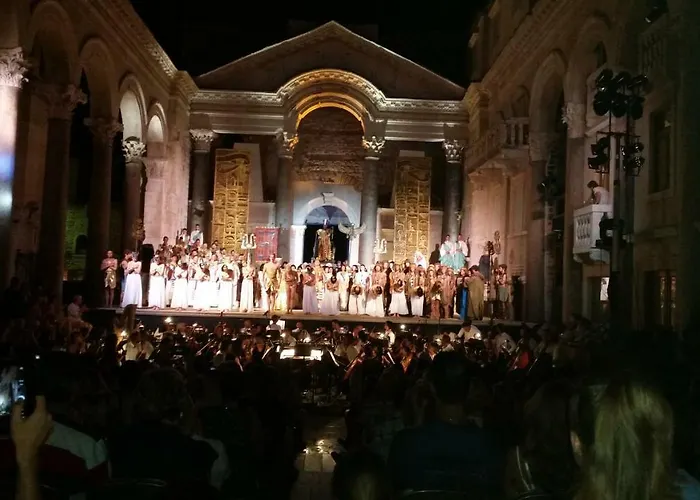 Апартаменты Apartments Sand Beach